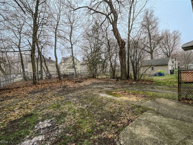 914 Delia Avenue, Akron, OH 44320 Photo 30