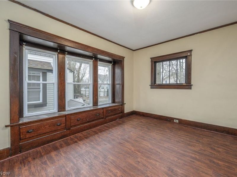 914 Delia Avenue, Akron, OH 44320 Photo 8