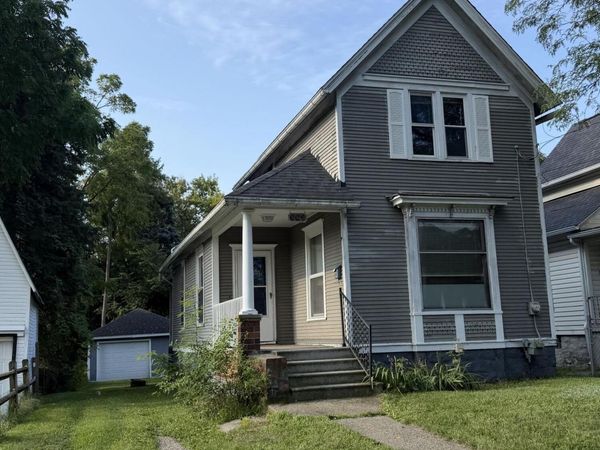 609 Webb Street, Jackson, MI 49202
