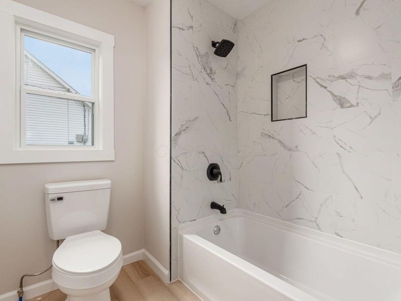 528 E Ohio Street , Circleville, OH 43113 Photo 17