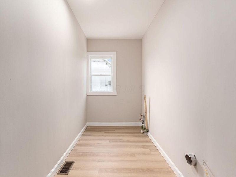 528 E Ohio Street , Circleville, OH 43113 Photo 18