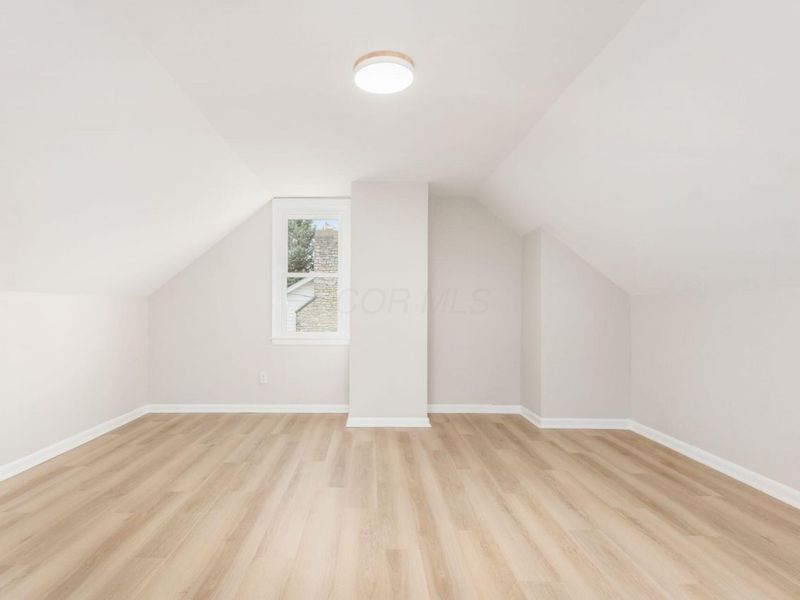 528 E Ohio Street , Circleville, OH 43113 Photo 26