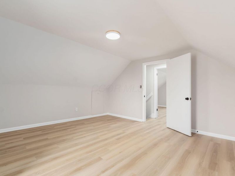 528 E Ohio Street , Circleville, OH 43113 Photo 27