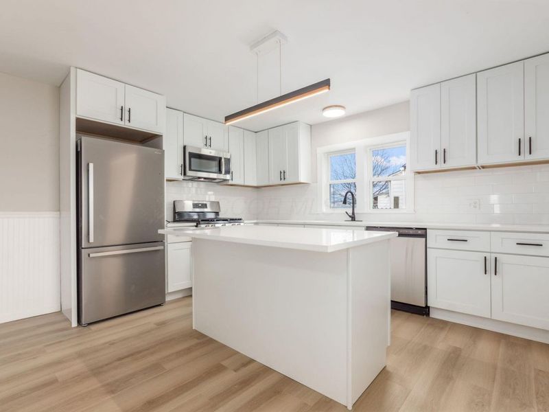 528 E Ohio Street , Circleville, OH 43113 Photo 6