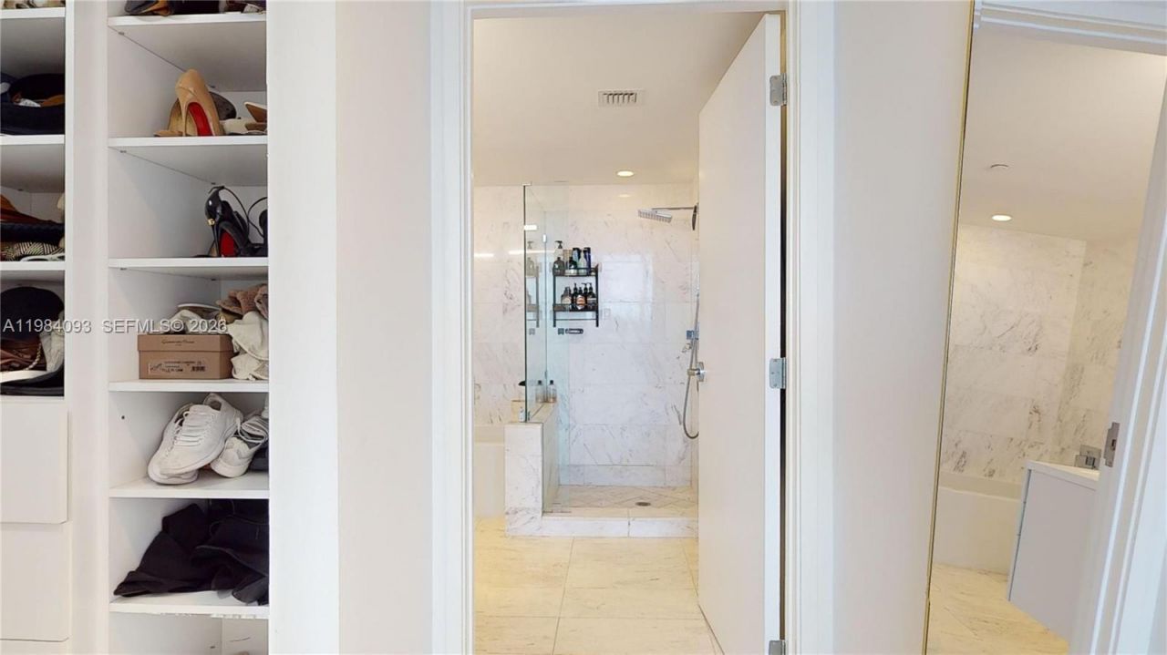 9940 W Bay Harbor Dr , Unit 5E-N, Bay Harbor Islands, FL 33154 Photo