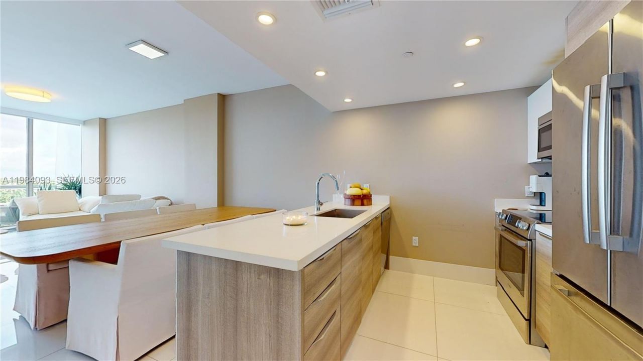 9940 W Bay Harbor Dr , Unit 5E-N, Bay Harbor Islands, FL 33154 Photo