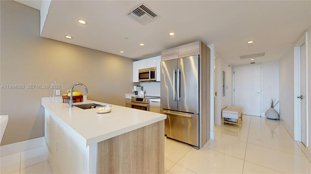 9940 W Bay Harbor Dr , Unit 5E-N, Bay Harbor Islands, FL 33154 Photo