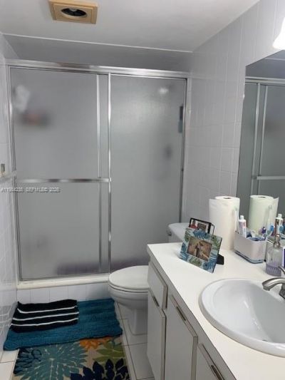 5550 NW 44th St , Unit 404B, Lauderhill, FL 33319 Photo