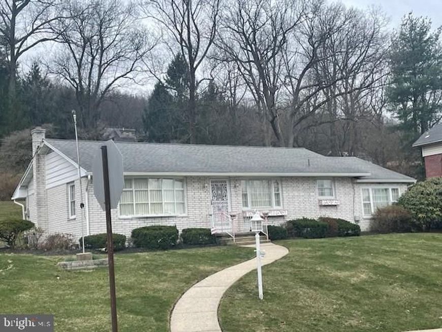 2146 Fairview Avenue, Reading, PA 19606 Main Photo