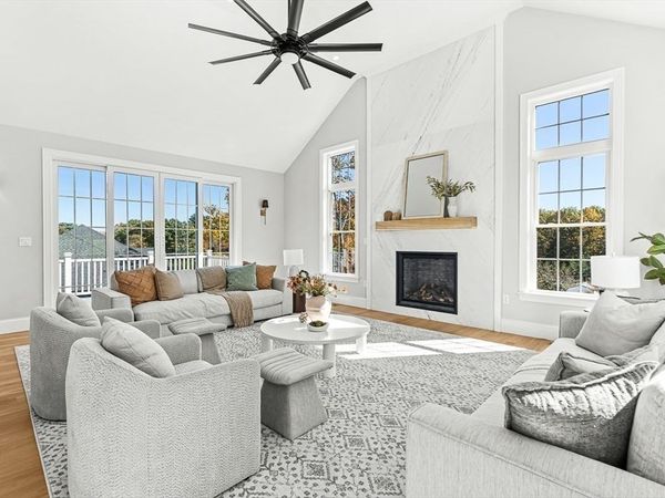 14 Liana Street, Woburn, MA 01801