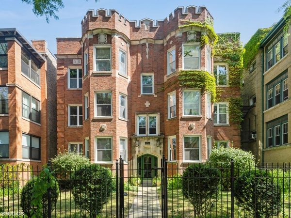 4745 N Malden Street, Unit 1S, Chicago, IL 60640