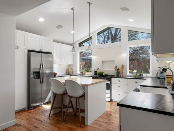 6003 WOODVIEW Ave, Austin, TX 78757