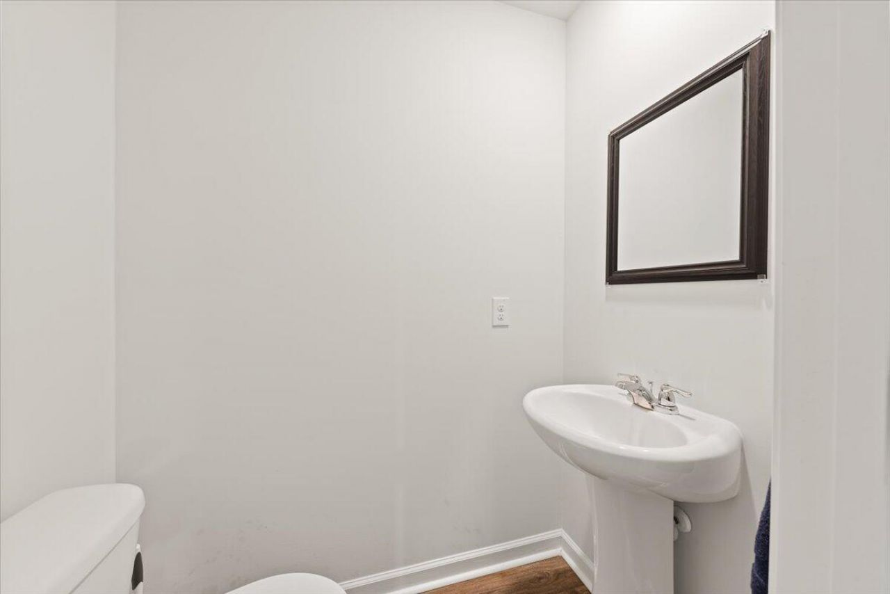 4698 Palm View Circle Photo 13