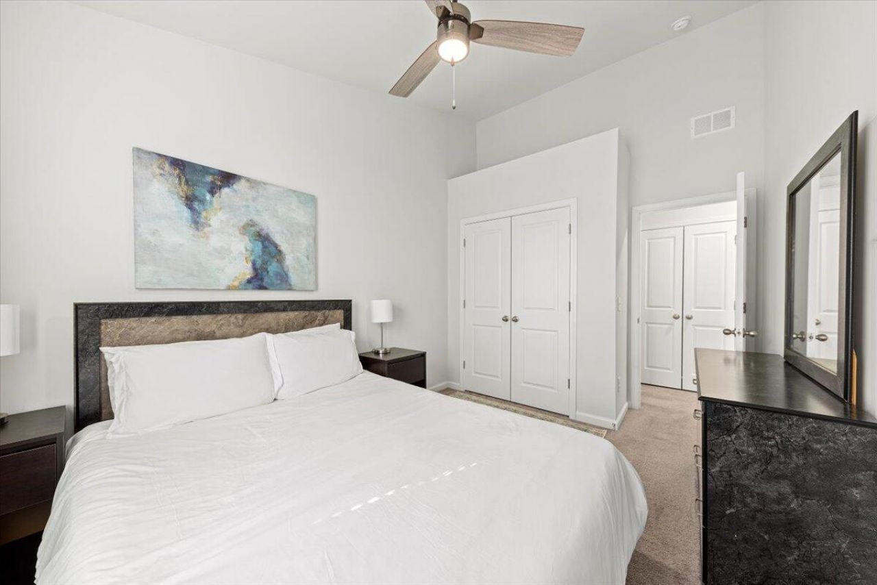 4698 Palm View Circle Photo 17