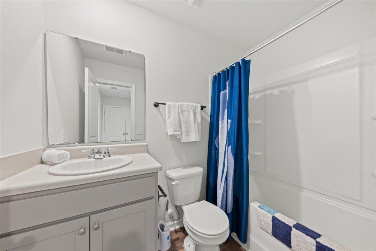 4698 Palm View Circle Photo 18