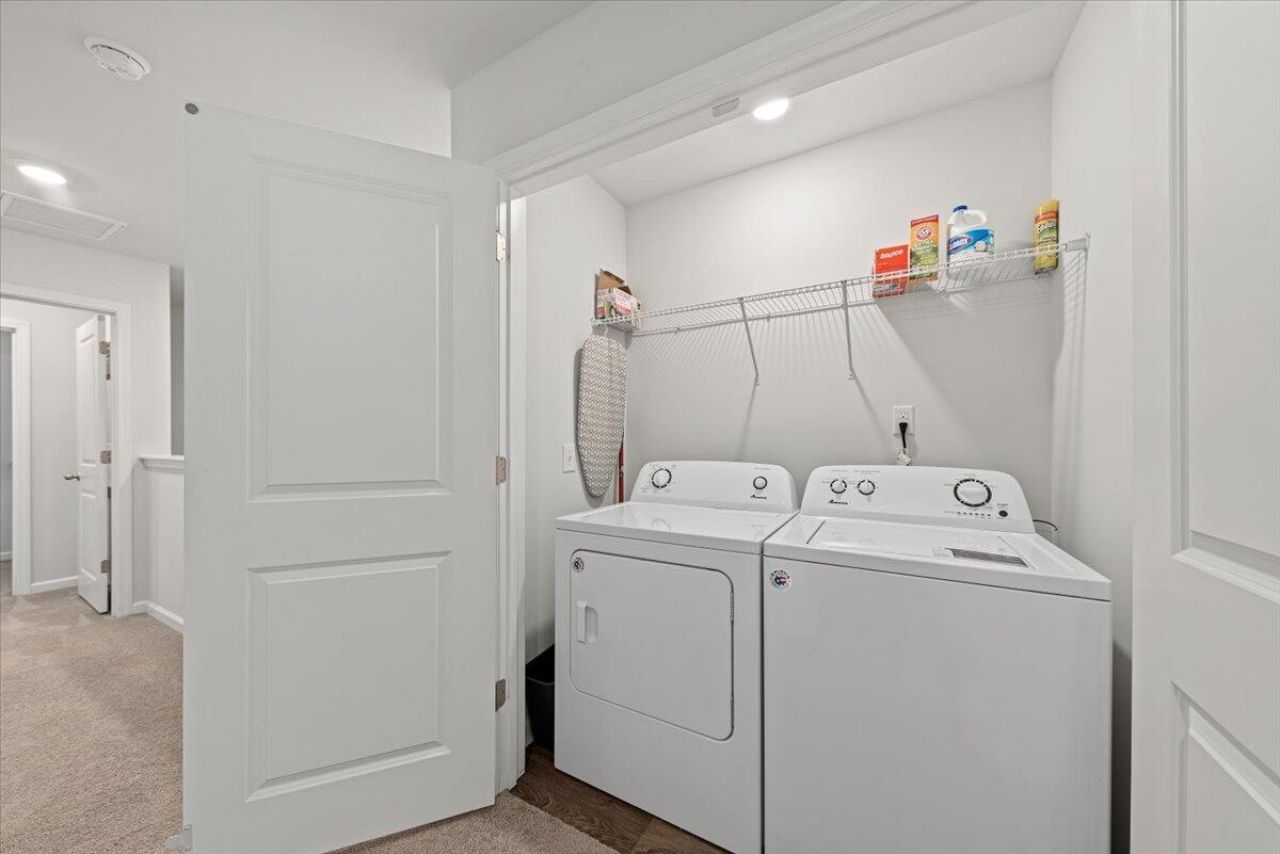 4698 Palm View Circle Photo 19