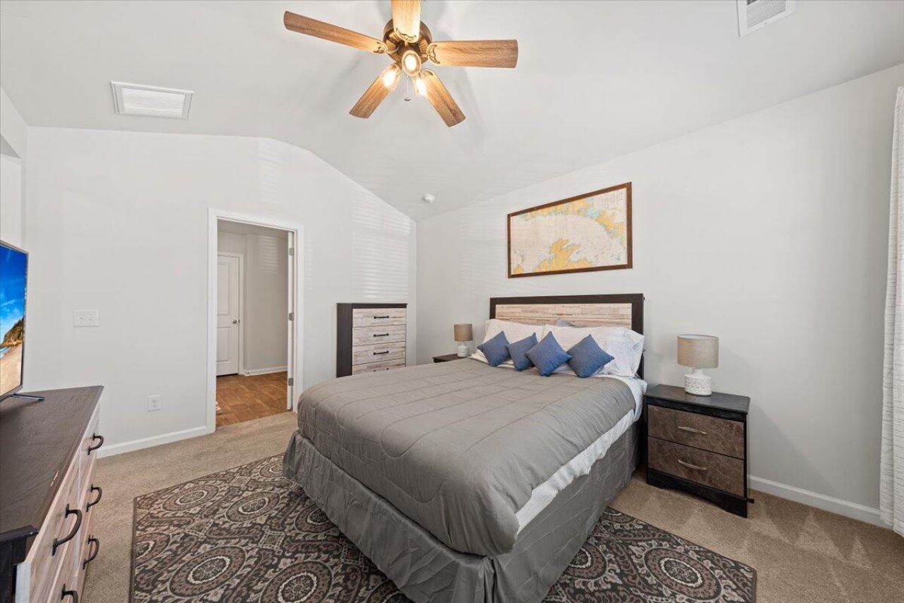 4698 Palm View Circle Photo 20