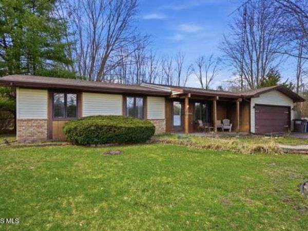 7820 Yawberg Road, Whitehouse, OH 43571