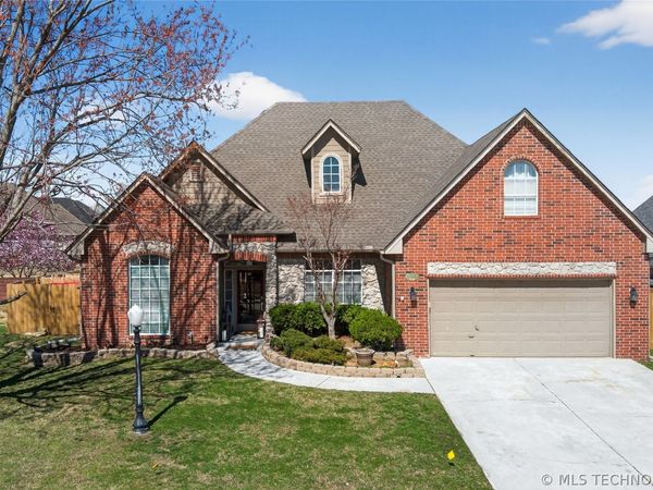 10203 E 93rd Street North N, Owasso, OK 74055