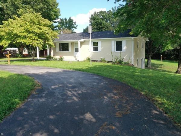 3125 Old US Highway 29 , Pelham, NC 27311