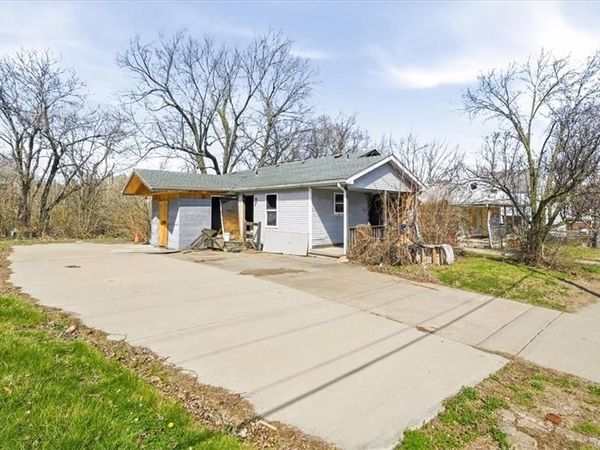 3120 Highland Avenue, Kansas City, MO 64109