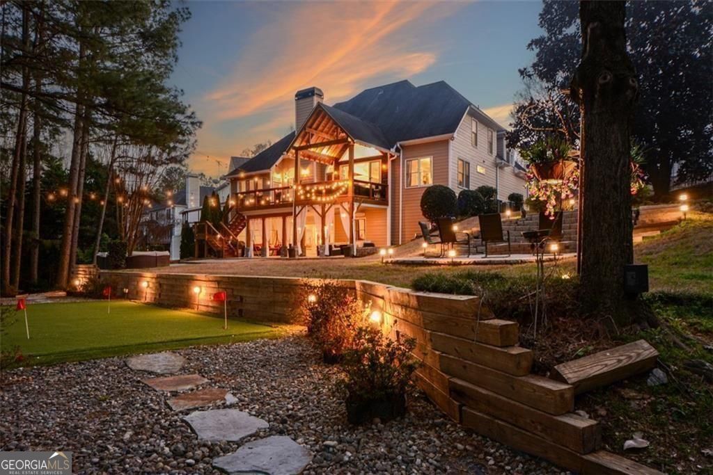 515 Hillcrest View Drive Ne, Suwanee, GA 30024 Main Photo