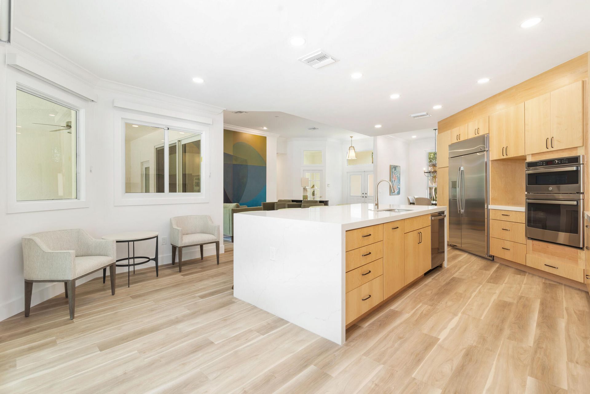 3317 Embassy Drive, West Palm Beach, FL 33401 Photo