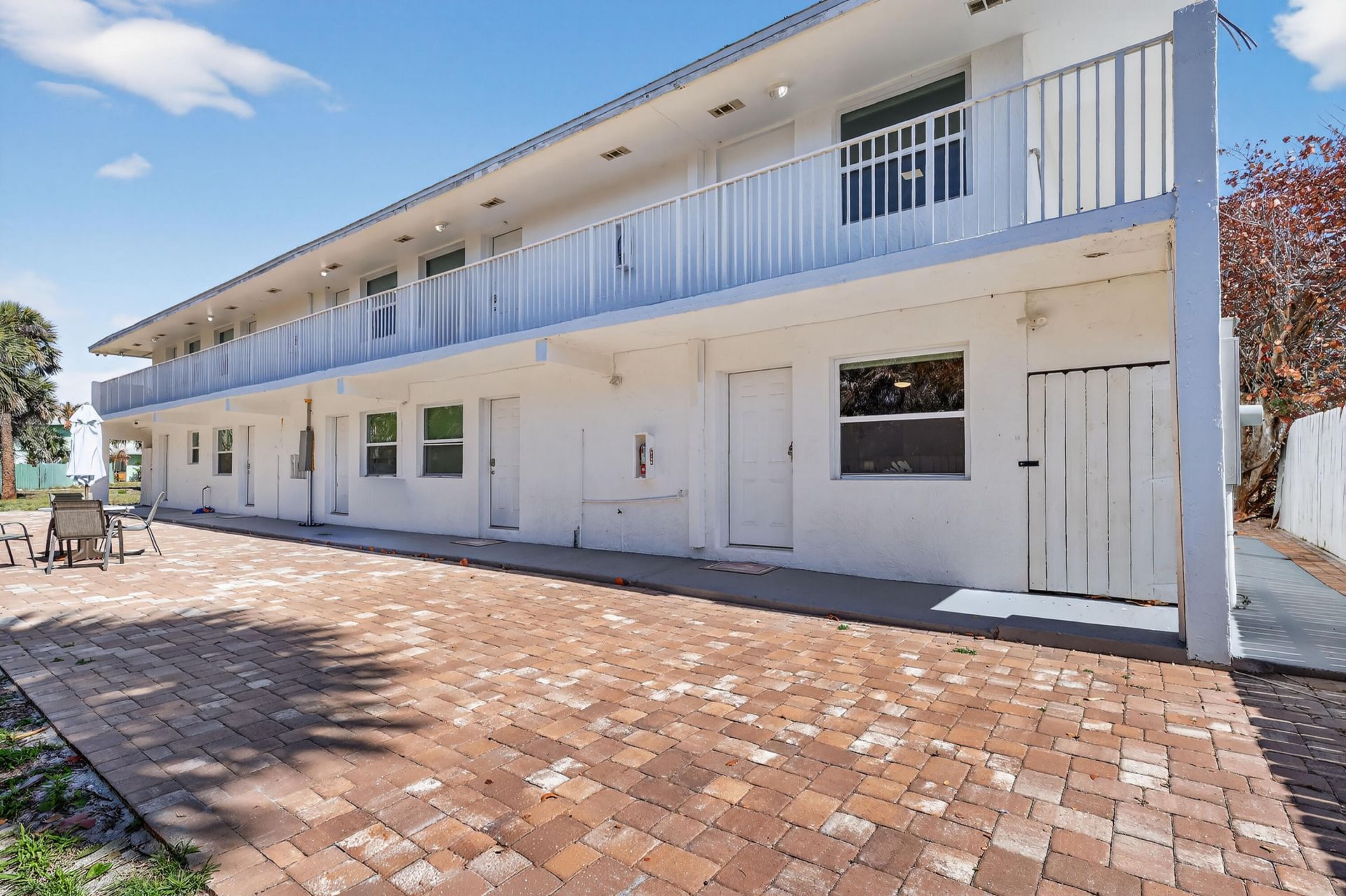 2305 Tamarind Drive, Unit 9, Fort Pierce, FL 34949 Photo