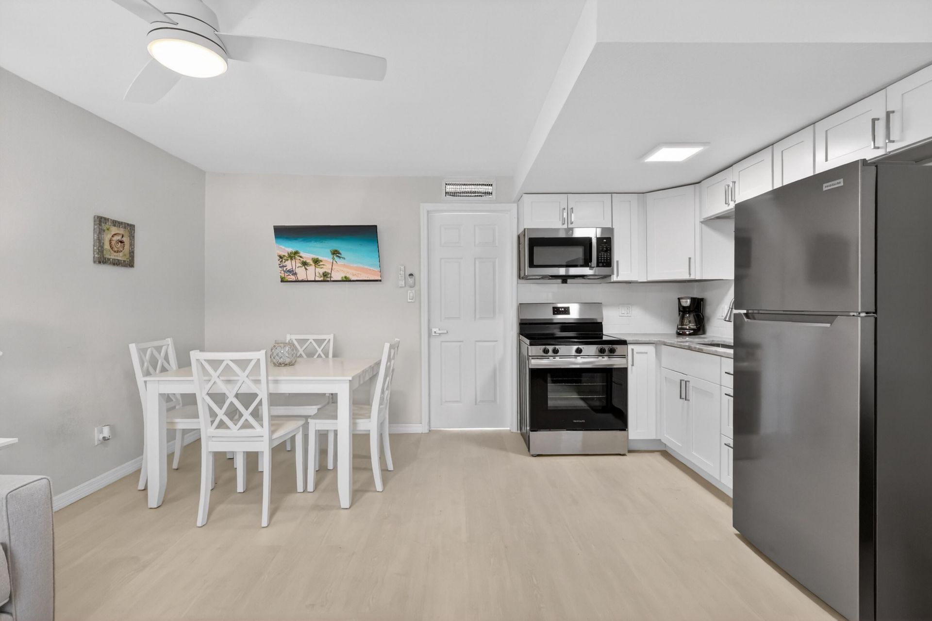 2305 Tamarind Drive, Unit 9, Fort Pierce, FL 34949 Photo