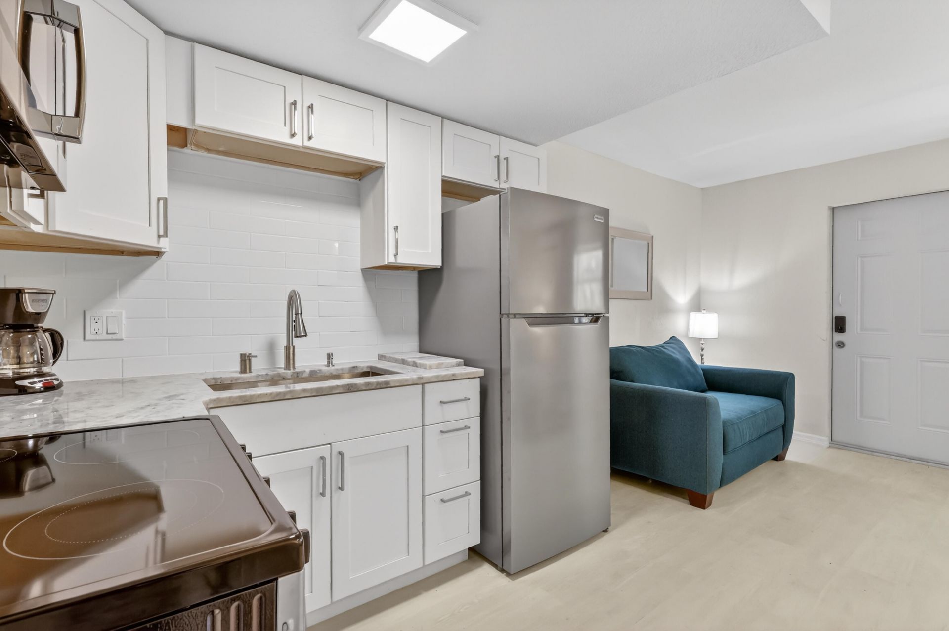 2305 Tamarind Drive, Unit 9, Fort Pierce, FL 34949 Photo