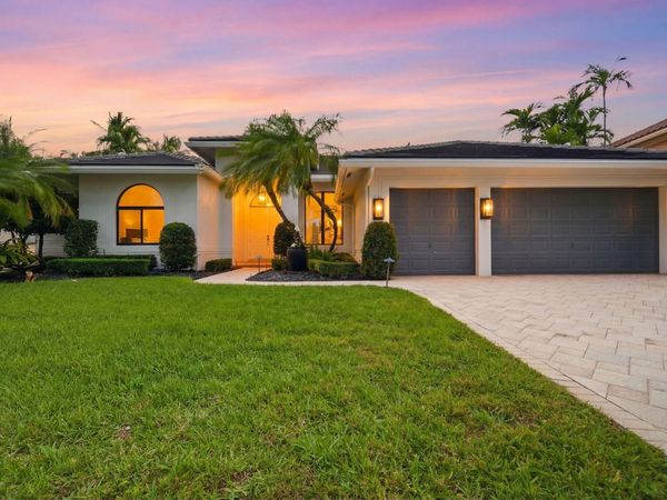 10995 Whitehawk Street, Plantation, FL 33324
