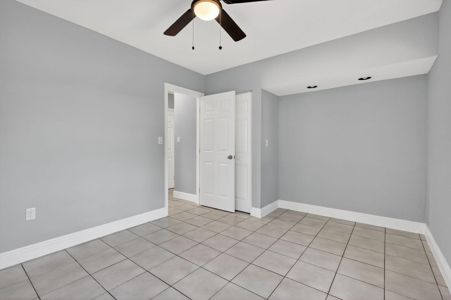 2438 Arthur Street, Hollywood, FL 33020 Photo