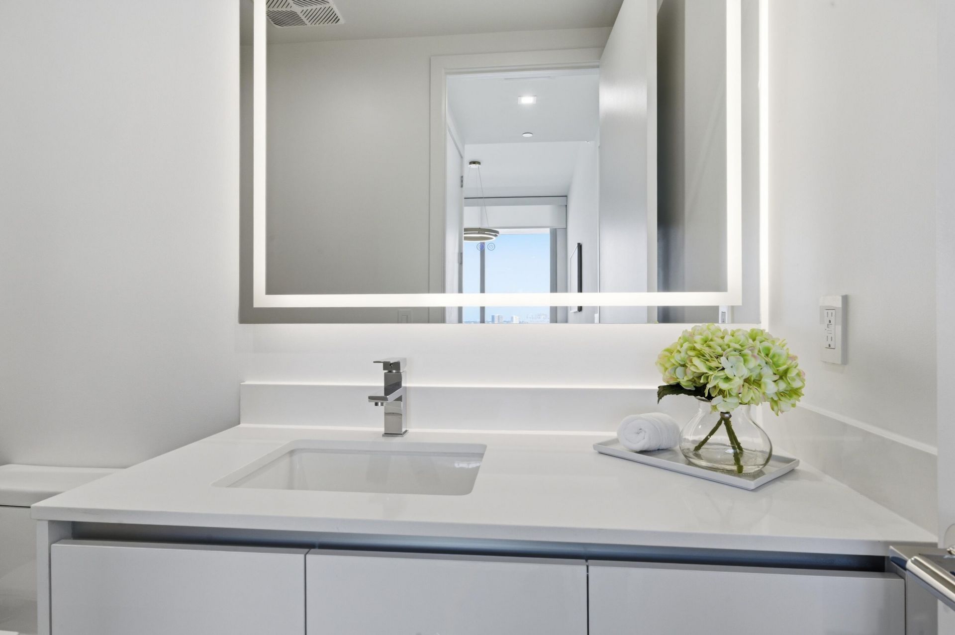 220 Lake Shore Drive, Unit 1205, Lake Park, FL 33403 Photo