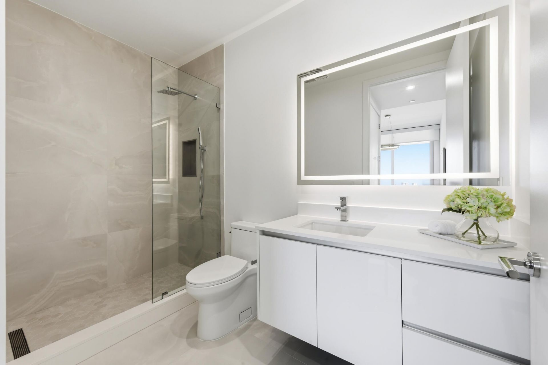 220 Lake Shore Drive, Unit 1205, Lake Park, FL 33403 Photo