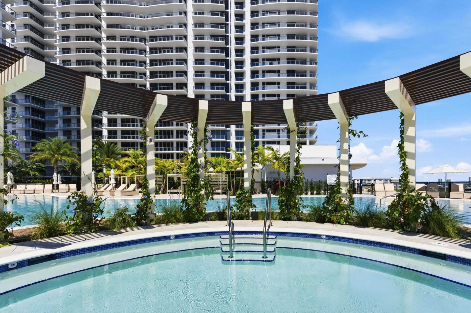 220 Lake Shore Drive, Unit 1205, Lake Park, FL 33403 Photo