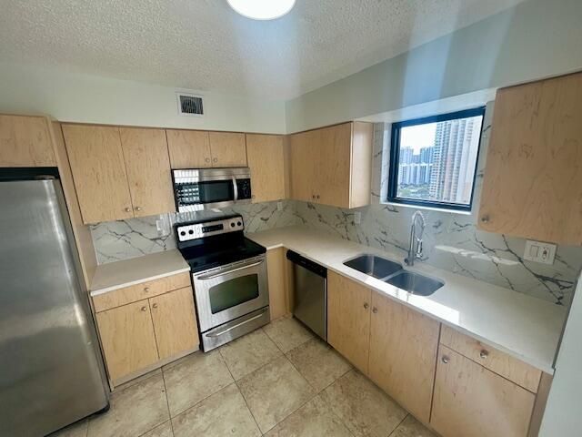 3300 NE 192 Street, Unit 1901, Aventura, FL 33180 Photo