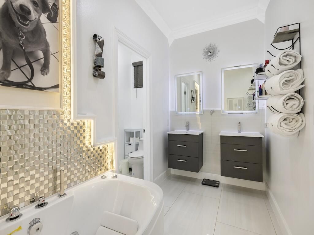 914 SW Mccracken Avenue, Port Saint Lucie, FL 34953 Photo