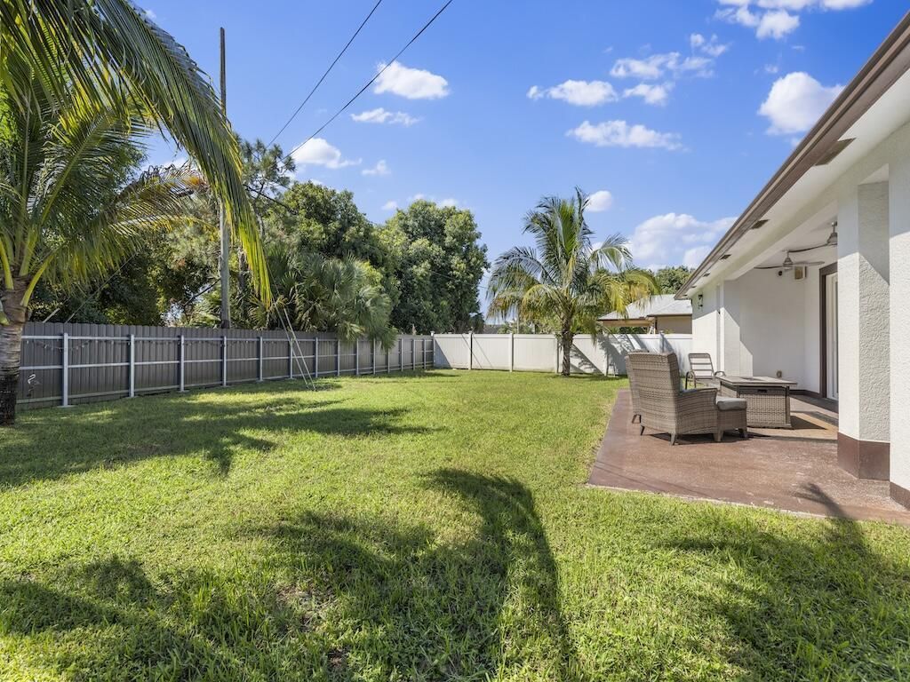 914 SW Mccracken Avenue, Port Saint Lucie, FL 34953 Photo