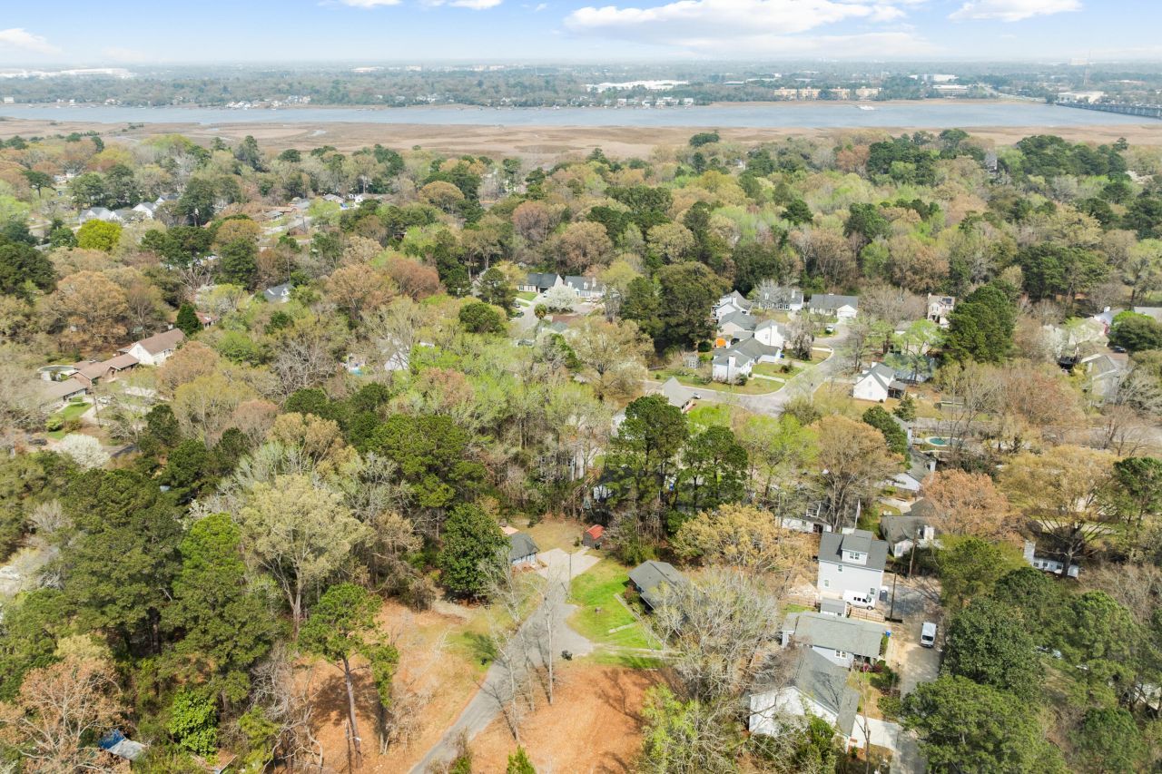 1780 Bevis Road Photo 39