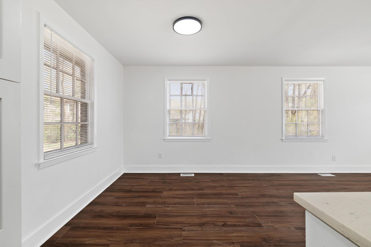 1780 Bevis Road Photo 9