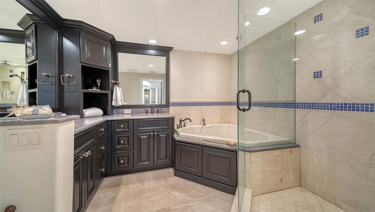 575 Sanctuary Drive, Unit A504, Longboat Key, FL 34228 Photo