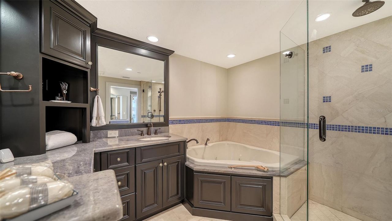 575 Sanctuary Drive, Unit A504, Longboat Key, FL 34228 Photo