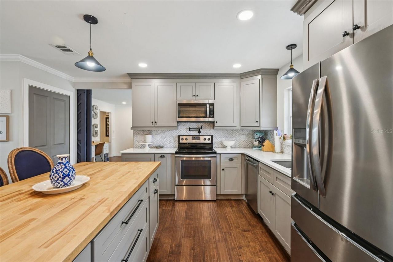 808 60th Street Nw, Bradenton, FL 34209 Photo