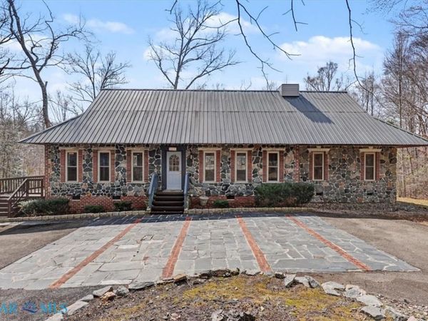 9050 Higgins Road, Quinton, VA 23141