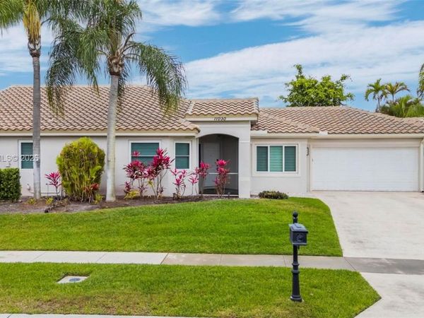 11030 Harbour Springs Cir, Boca Raton, FL 33428