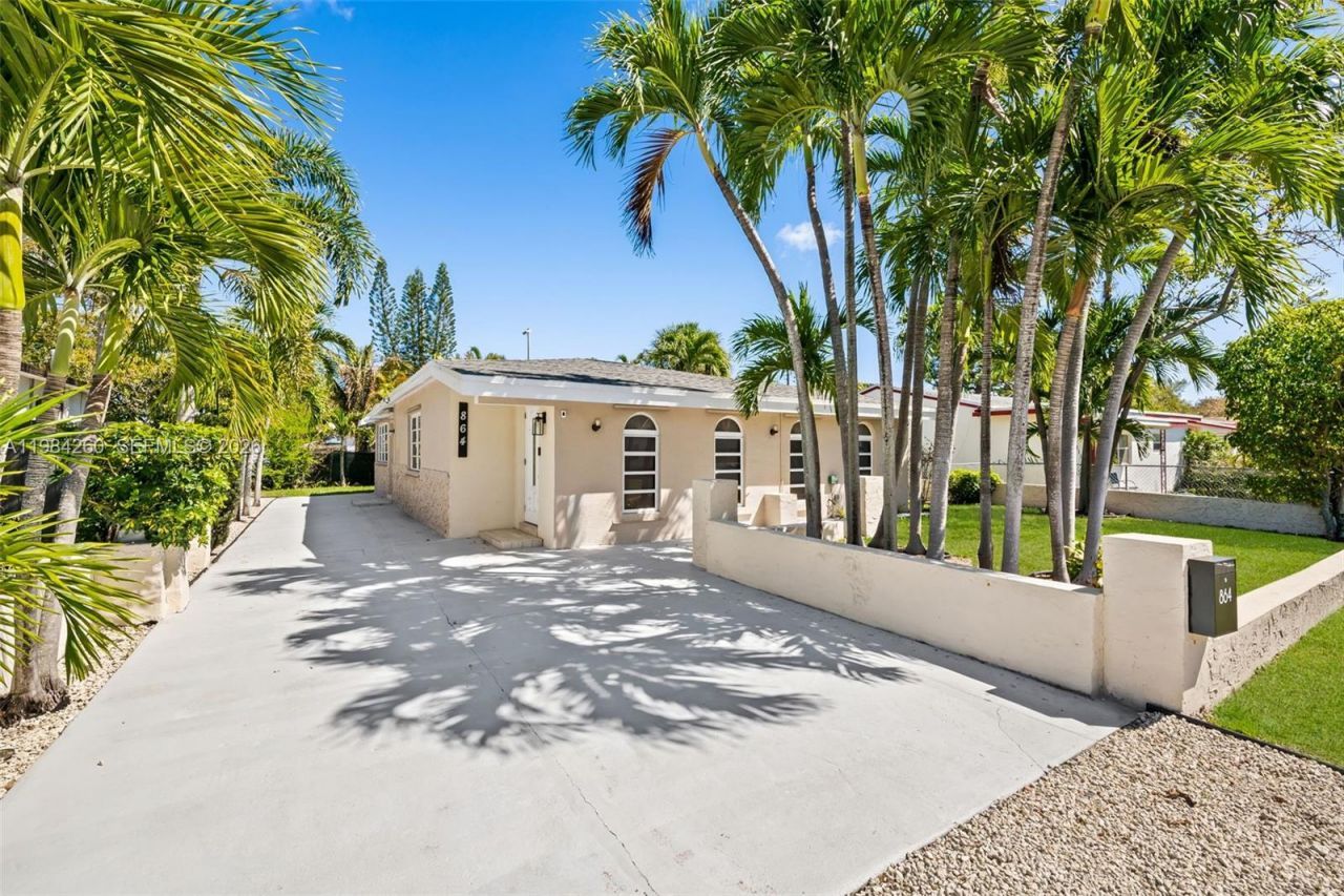 864 NW 16th Ter, Fort Lauderdale, FL 33311 Photo