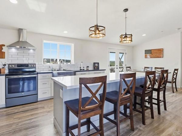 37657 Highway 94, Boulevard, CA 91905