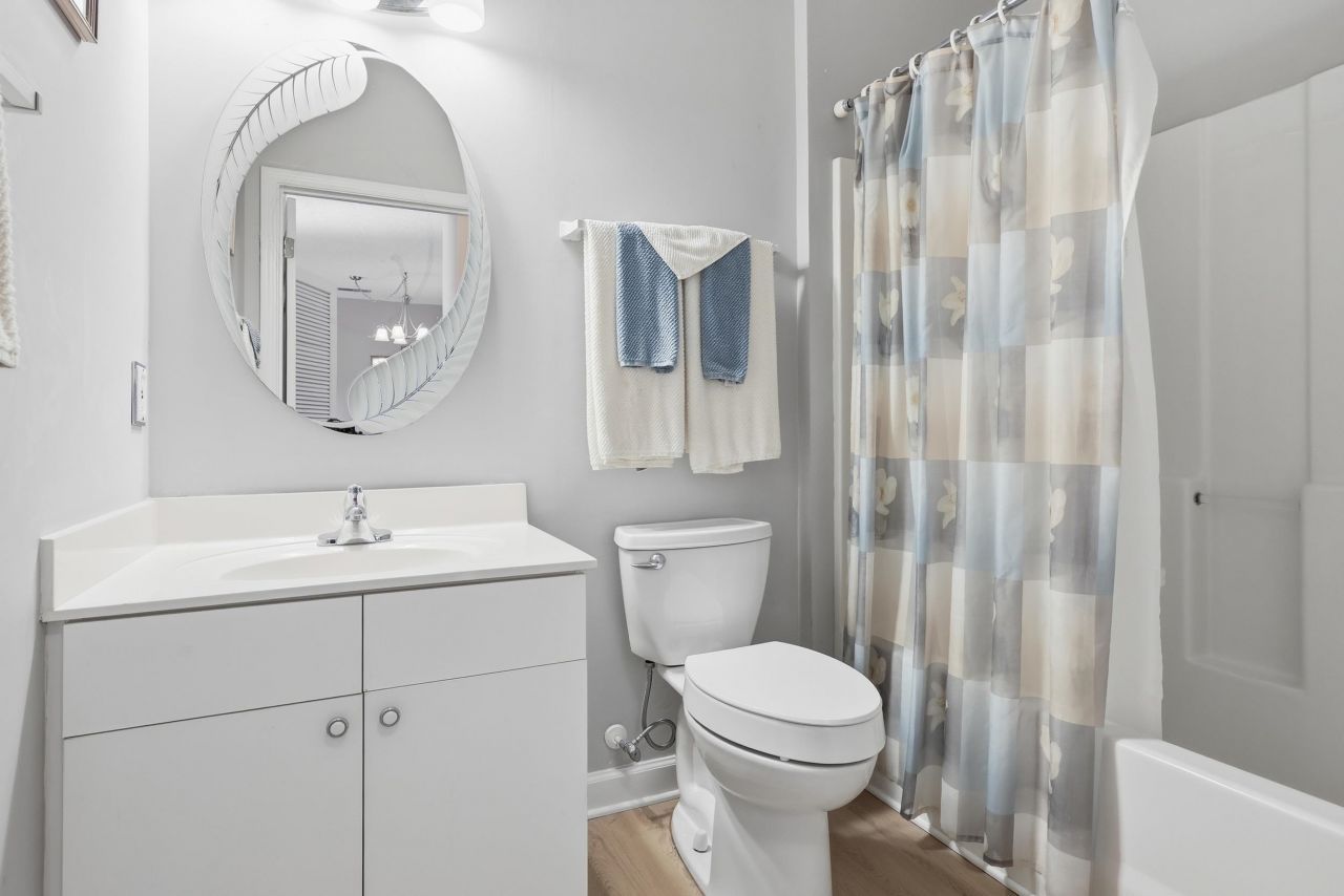 5751 Oyster Catcher Dr. Photo 8