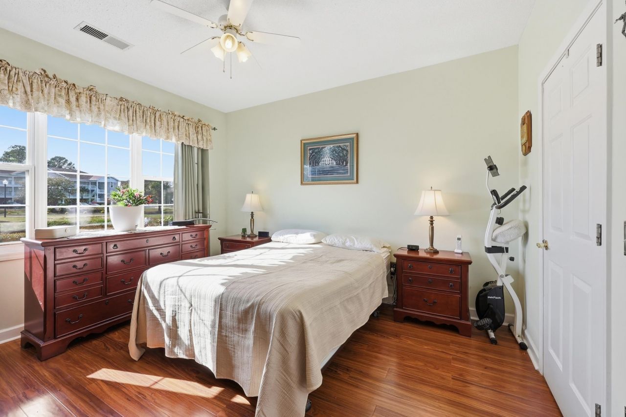 5751 Oyster Catcher Dr. Photo 9