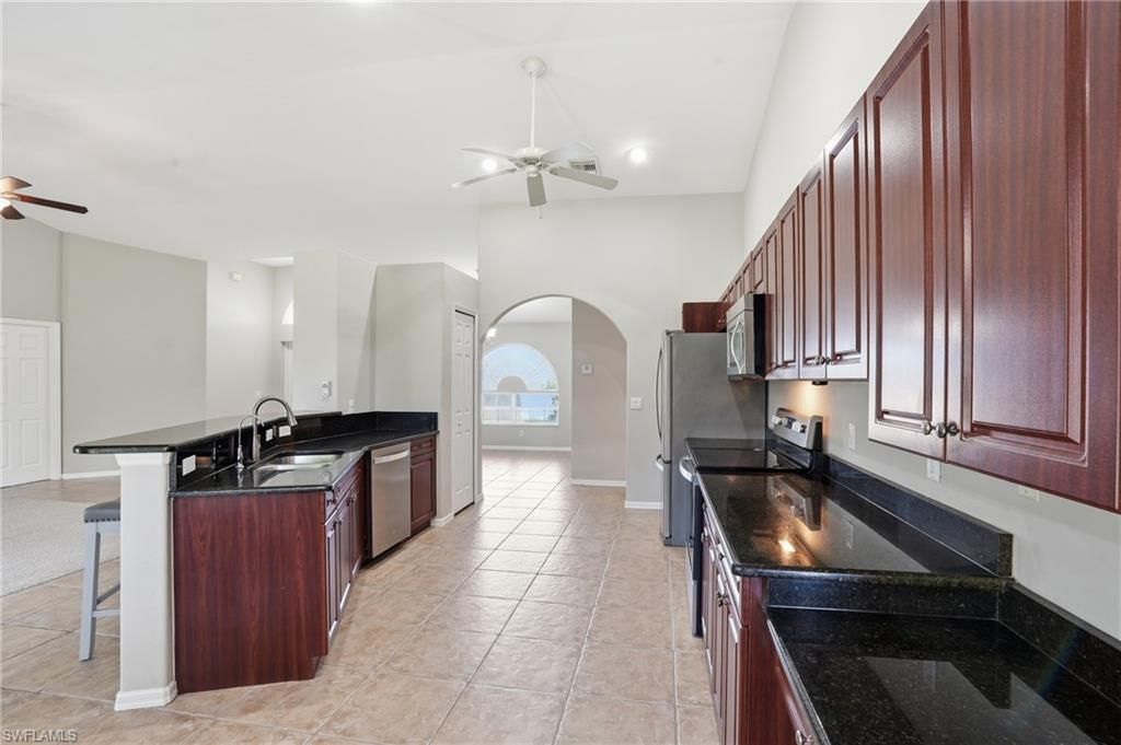 4222 NW 22nd St, Cape Coral, FL 33993 Photo